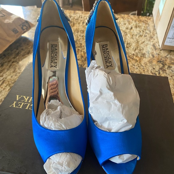 Badgley Mischka Heels - Picture 7 of 9